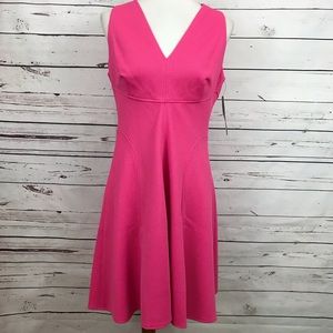 Maggy London Knit Solid Pique V-Front Dress Sz 10